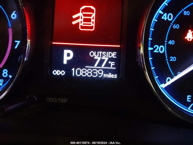 Toyota COROLLA LE 2018 2T1BURHE7JC040844 Image 16