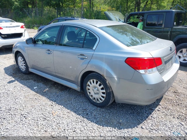 40115946 :رقم المزاد ، 4S3BMBA60B3264185 vin ، 2011 Subaru Legacy 2.5i مزاد بيع