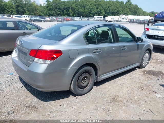 40115946 :رقم المزاد ، 4S3BMBA60B3264185 vin ، 2011 Subaru Legacy 2.5i مزاد بيع