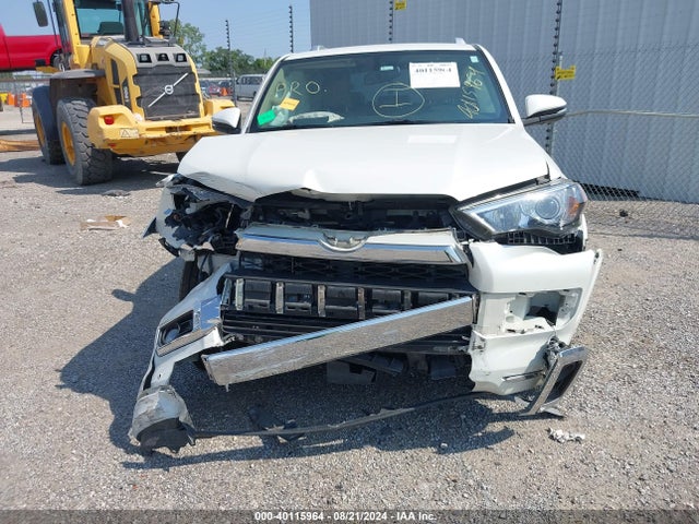 Toyota 4runner Limited 2016 JTEBU5JR4G5385062 Image 12