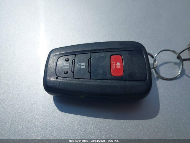 Toyota PRIUS XLE 2021 JTDKAMFU9M3139832 Image 11
