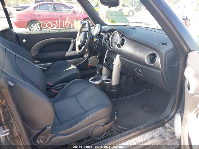 2007 MINI COOPER S WMWRH33537TL95001 Photo 4