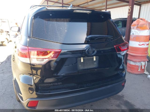 5TDJZRFH3KS964281 Toyota Highlander Se