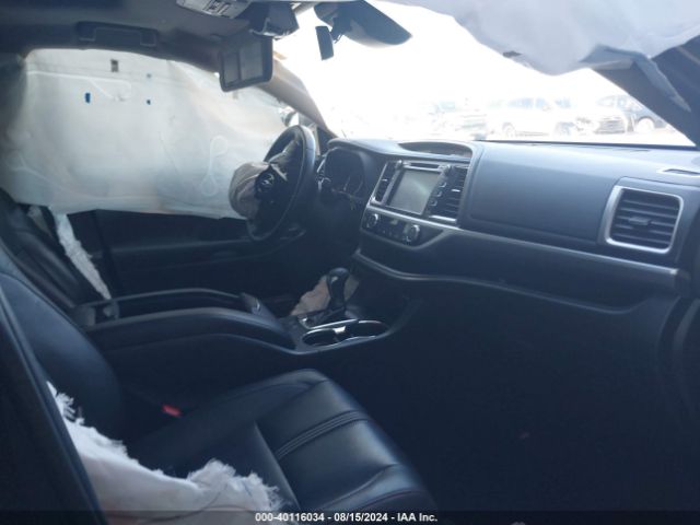 5TDJZRFH3KS964281 Toyota Highlander Se