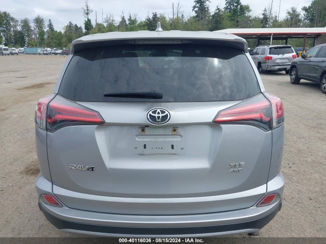 Toyota Rav4 Adventure/xle 2018 2T3RFREV4JW751002 Image 17