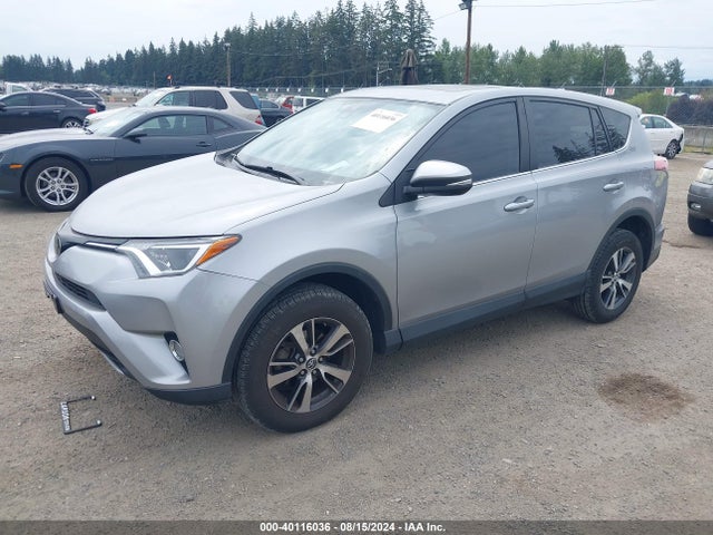Toyota Rav4 Adventure/xle 2018 2T3RFREV4JW751002 Image 2