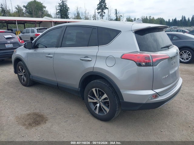 Toyota Rav4 Adventure/xle 2018 2T3RFREV4JW751002 Image 3