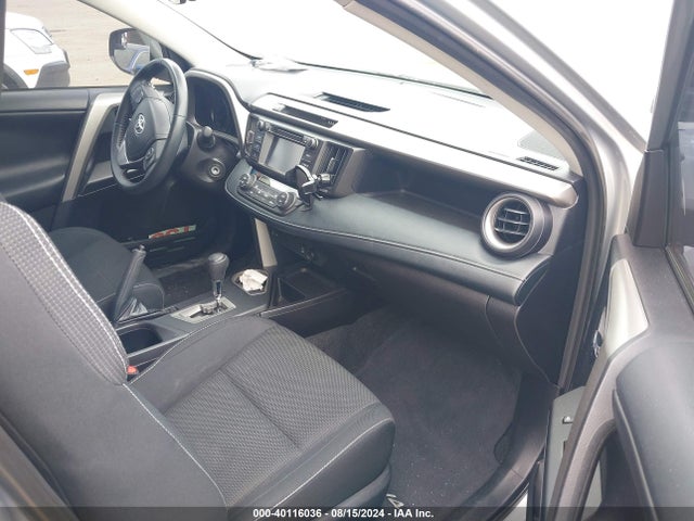 Toyota Rav4 Adventure/xle 2018 2T3RFREV4JW751002 Image 5