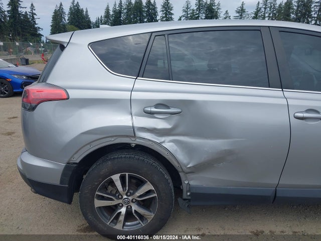 Toyota Rav4 Adventure/xle 2018 2T3RFREV4JW751002 Image 6