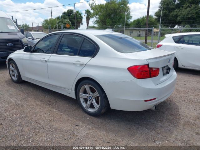 WBA3B1G55FNT64020 BMW 320i