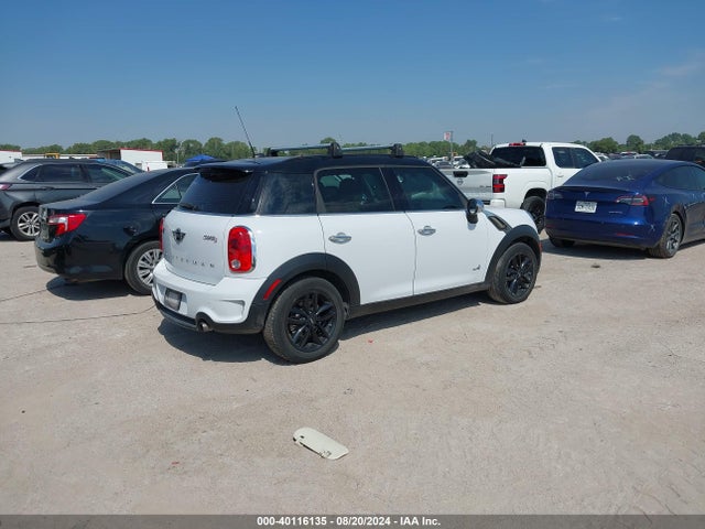2013 MINI COUNTRYMAN WMWZC5C56DWP34662 Photo 3