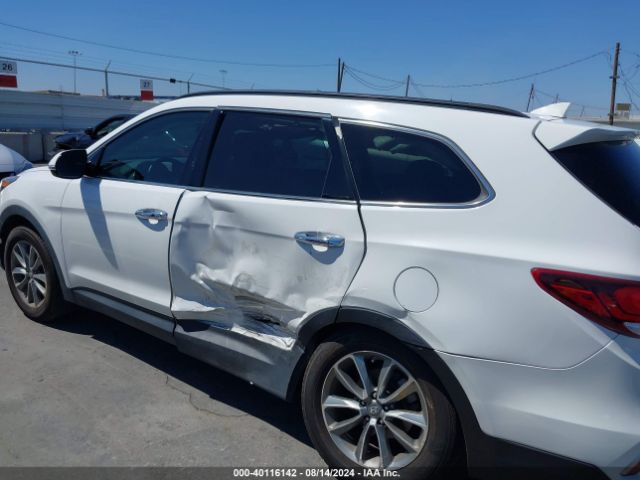 KM8SN4HF1HU230561 Hyundai Santa Fe Se