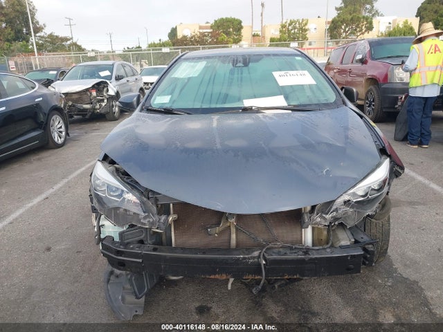 Toyota COROLLA SE 2017 5YFBURHE4HP707606 Image 12