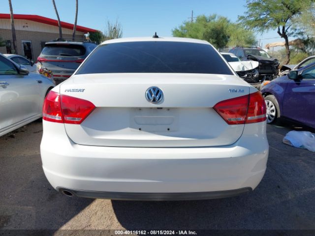 1VWBV7A34FC037553 Volkswagen Passat 2.0l Tdi Se