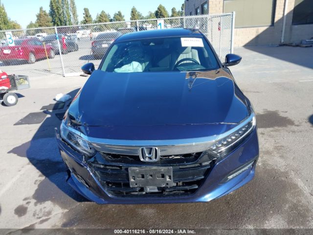 1HGCV3F91KA000190 Honda Accord Hybrid Touring