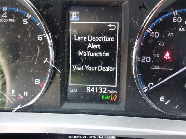 Toyota Rav4 Limited 2018 JTMYFREVXJD126791 Image 15