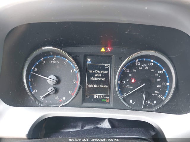Toyota Rav4 Limited 2018 JTMYFREVXJD126791 Image 7