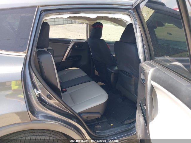 Toyota Rav4 Limited 2018 JTMYFREVXJD126791 Image 8