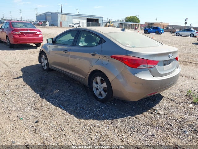 2011 Hyundai Elantra Gls მანქანა იყიდება აუქციონზე, vin: 5NPDH4AE7BH042165, აუქციონის ნომერი: 40116224