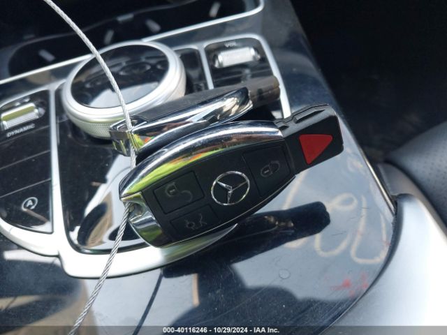WDDWJ4JB2JF753645 Mercedes-Benz C 300