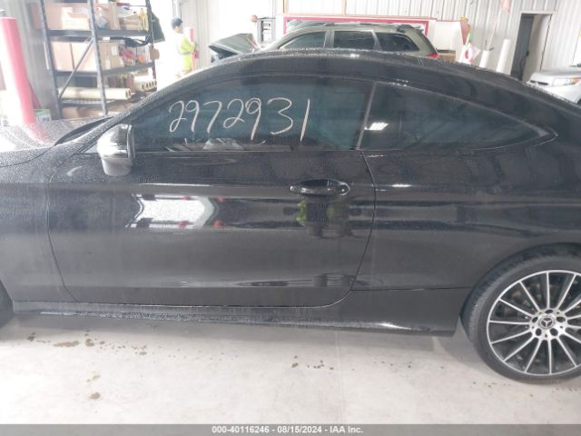 WDDWJ4JB2JF753645 Mercedes-Benz C 300