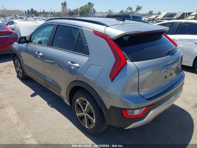 KIA NIRO EX 2024 KNDCR3LE5R5137981 Image 3
