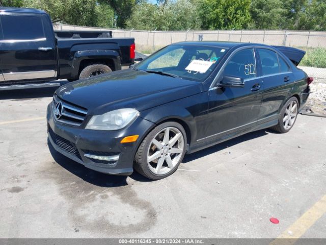 WDDGF8AB2EA958219 Mercedes-Benz C 300 Luxury 4matic/sport 4matic