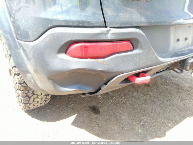 1C4PJMBS6GW354369 Jeep Cherokee Trailhawk