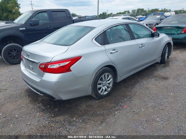 Nissan Altima 2.5 S 2017 1N4AL3APXHN320455 Image 4