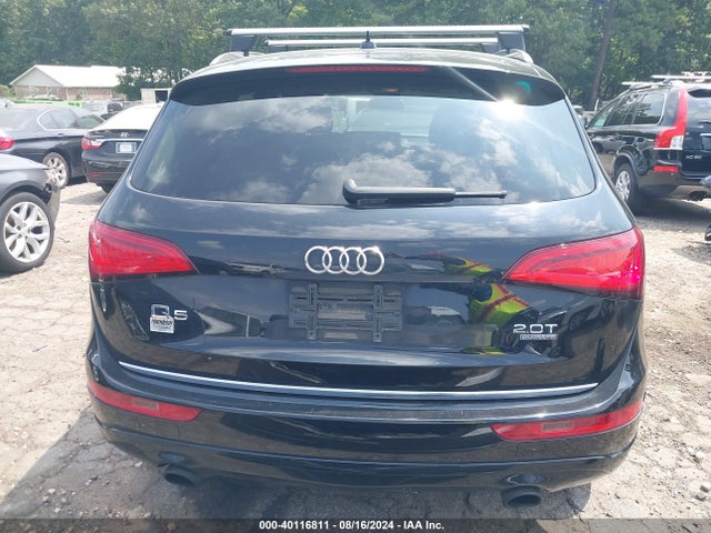 Audi Q5 2.0t Premium 2017 WA1C2AFP7HA035507 Image 16