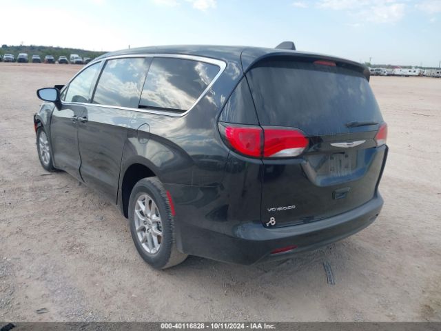2C4RC1CG6RR132373 Chrysler Voyager Lx