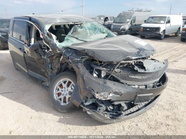 2C4RC1CG6RR132373 Chrysler Voyager Lx