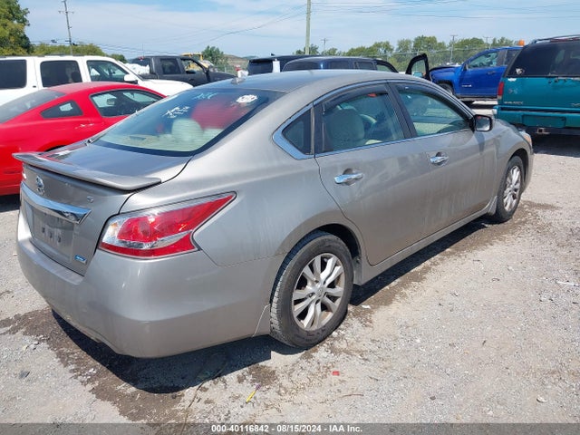 Nissan Altima 2.5 S 2014 1N4AL3AP1EC406177 Image 4