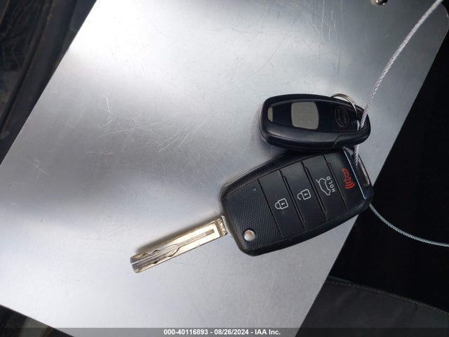 KIA Soul 2015 KNDJN2A29F7183562 Image 11