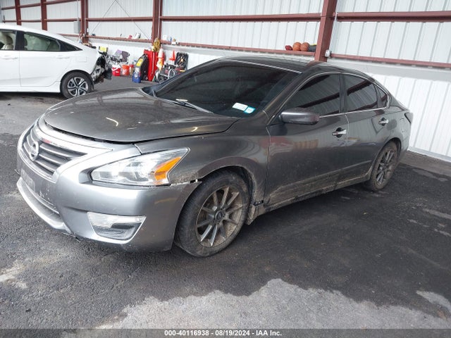 Nissan Altima 2.5 S 2015 1N4AL3AP4FC413030 Image 2