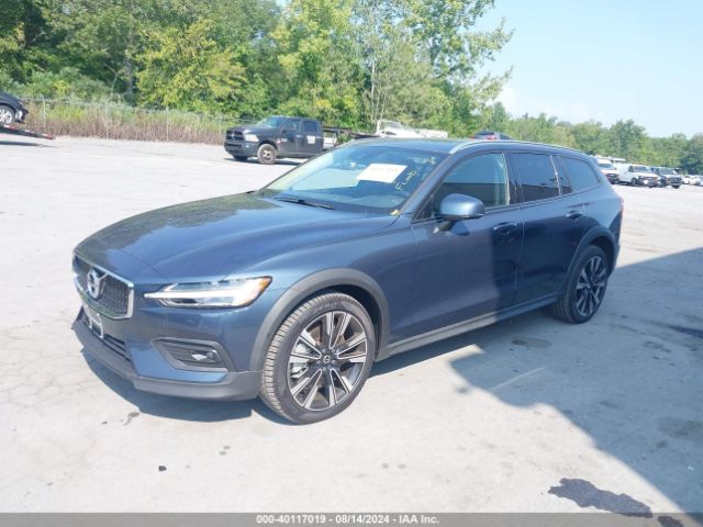 YV4102WK1N1086667 Volvo V60 Cross Country T5