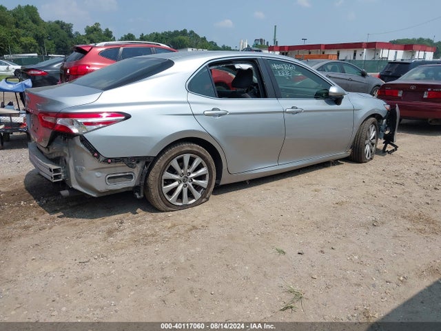 Toyota CAMRY LE 2018 JTNB11HK6J3017480 Image 4