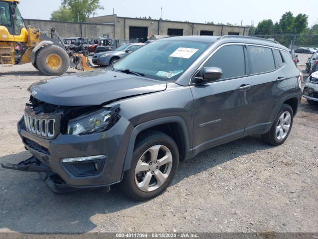 3C4NJDBB3KT629167 Jeep Compass Latitude 4x4