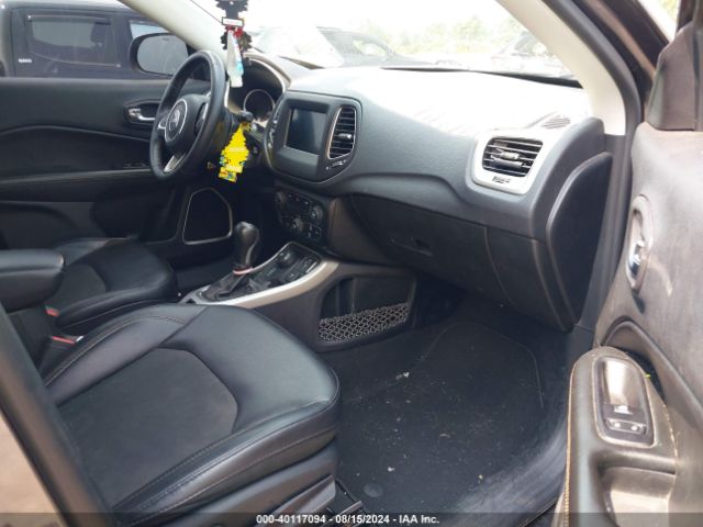 3C4NJDBB3KT629167 Jeep Compass Latitude 4x4