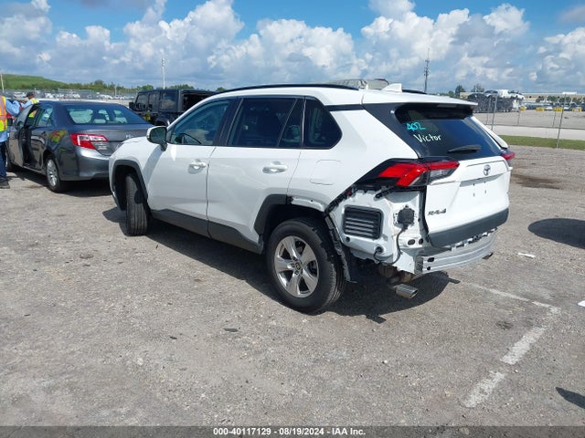 Toyota Rav4 Xle 2021 2T3W1RFV3MW140866 Image 3