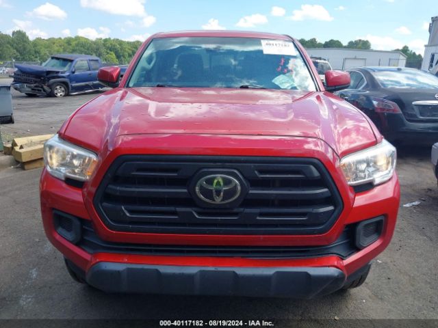 5TFAX5GN8KX150785 Toyota Tacoma Sr