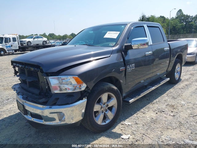 1C6RR7LT0KS571031 RAM 1500 Classic Big Horn  4x4 5'7 Box