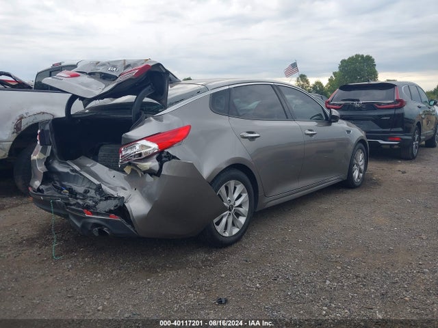 KIA OPTIMA EX 2016 5XXGU4L38GG058768 Image 4