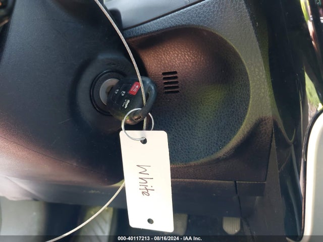 Toyota COROLLA LE 2018 5YFBURHEXJP851506 Image 11