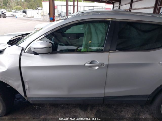 JN1BJ1CV8LW547122 Nissan Rogue Sport Sv Fwd Xtronic Cvt