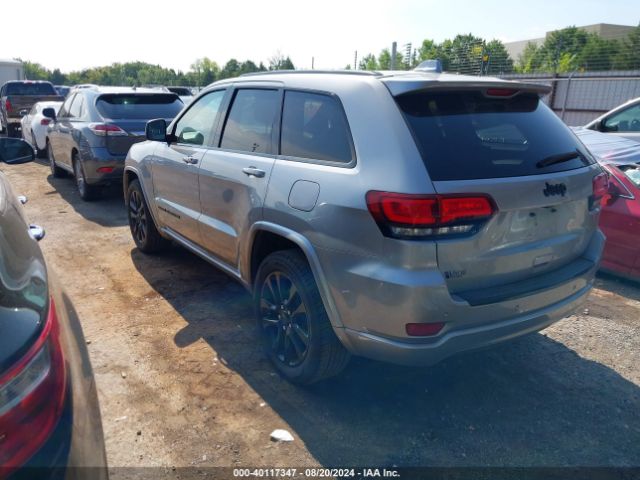 1C4RJEAG0JC159517 Jeep Grand Cherokee Altitude 4x2