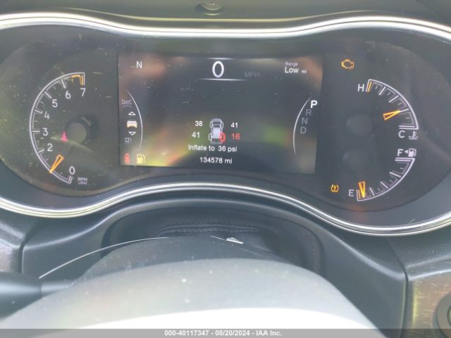 1C4RJEAG0JC159517 Jeep Grand Cherokee Altitude 4x2