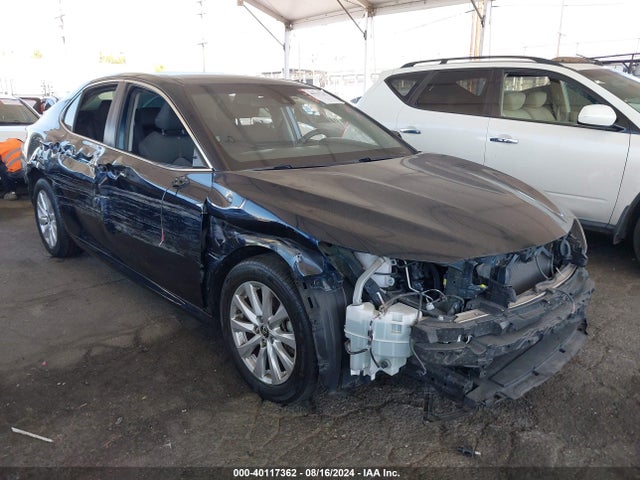 Toyota CAMRY LE 2018 JTNB11HK9J3030787 главное изображение