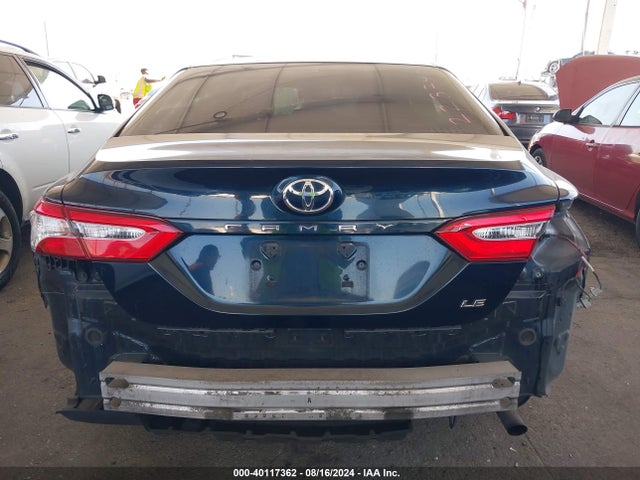 Toyota CAMRY LE 2018 JTNB11HK9J3030787 Image 17