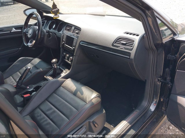 3VW5T7AU1GM014985 Volkswagen Golf Gti Se 4-door